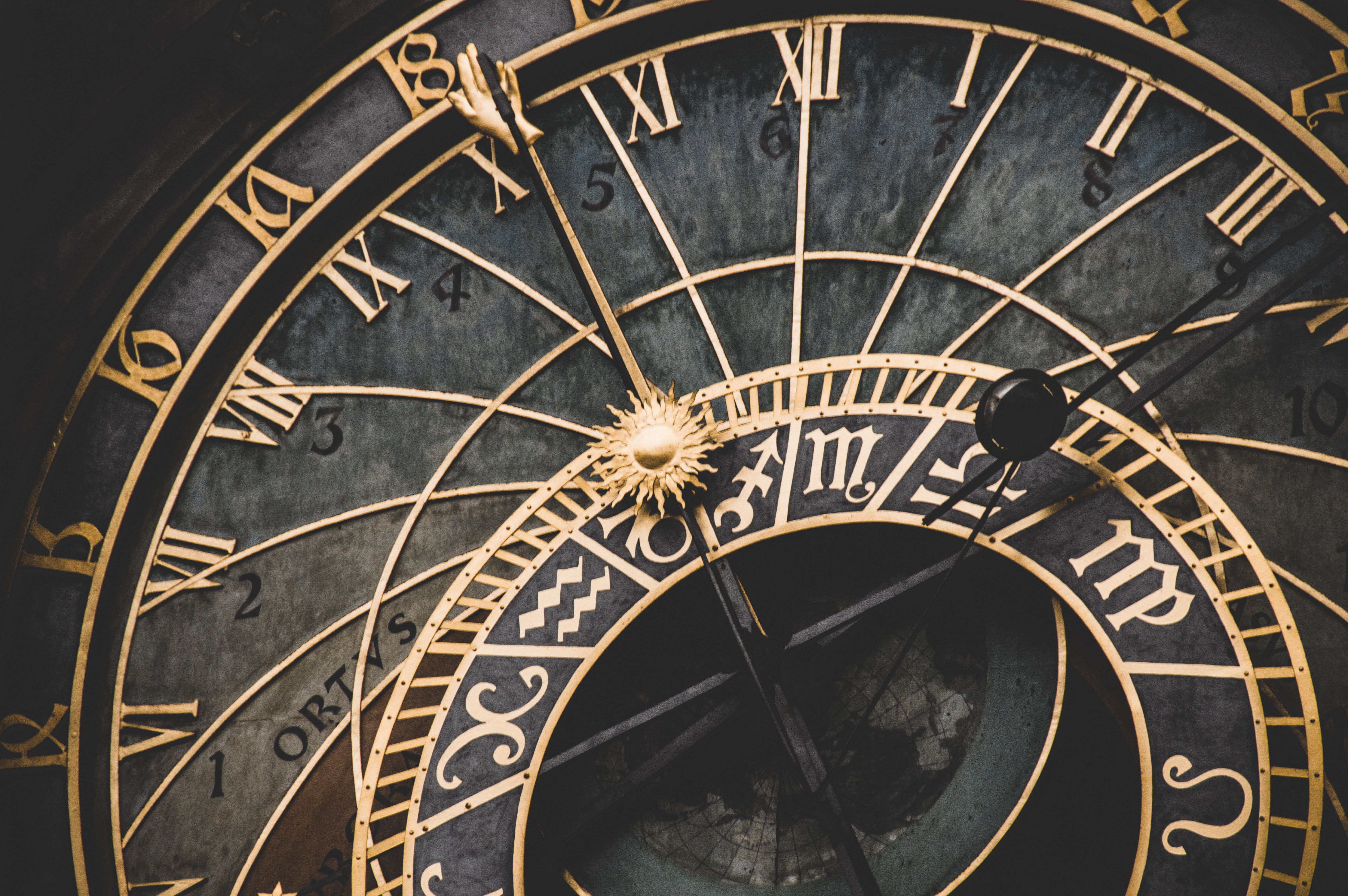 Photo by : Evie - S Numigi : histoire du logo